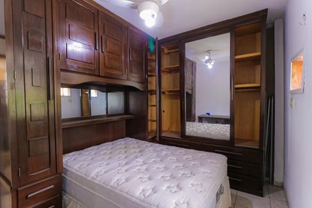 Apartamento para alugar com 70m², 2 quartos e 2 vagas Apartamento para alugar com 70m², 2 quartos e 2 vagasQuarto