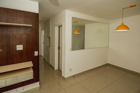 Apartamento para alugar com 93m², 3 quartos e 1 vagaSala