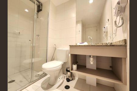 Studio à venda com 24m², 1 quarto e sem vaga Studio à venda com 24m², 1 quarto e sem vagaBanheiro