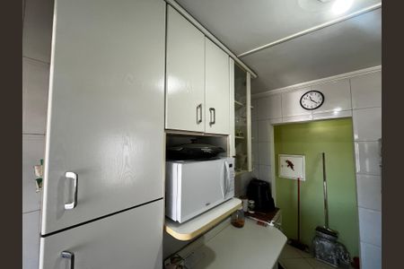 Apartamento à venda com 54m², 2 quartos e 1 vagaCozinha