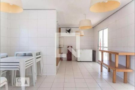 Apartamento à venda com 47m², 2 quartos e 1 vaga Apartamento à venda com 47m², 2 quartos e 1 vagaÁrea comum - Salão de Festas