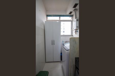 Apartamento à venda com 47m², 2 quartos e 1 vaga Apartamento à venda com 47m², 2 quartos e 1 vagaÁrea de Serviço