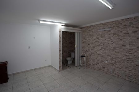 Casa à venda com 210m², 4 quartos e 2 vagasQuarto de Serviço