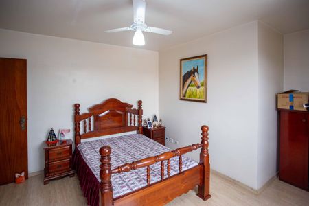 Casa à venda com 210m², 4 quartos e 2 vagasQuarto 1