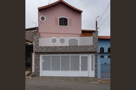 Casa à venda com 210m², 4 quartos e 2 vagasFachada