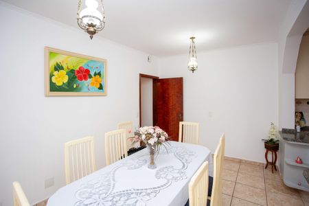 Casa à venda com 210m², 4 quartos e 2 vagasSala de Jantar