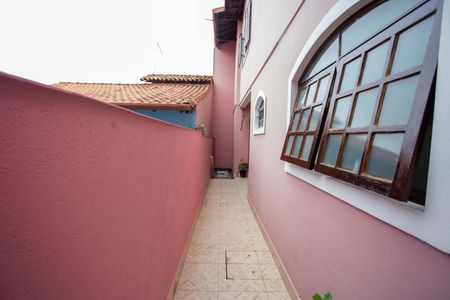 Casa à venda com 210m², 4 quartos e 2 vagasQuintal