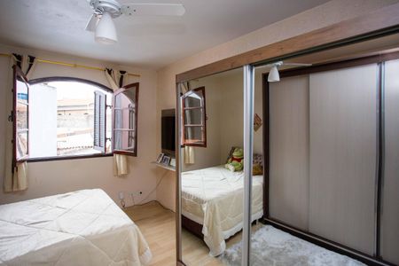 Casa à venda com 210m², 4 quartos e 2 vagasQuarto 3