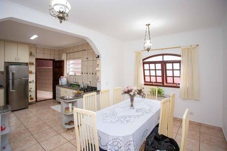 Sala de Jantar de casa à venda com 4 quartos, 210m² em Piraporinha, Diadema