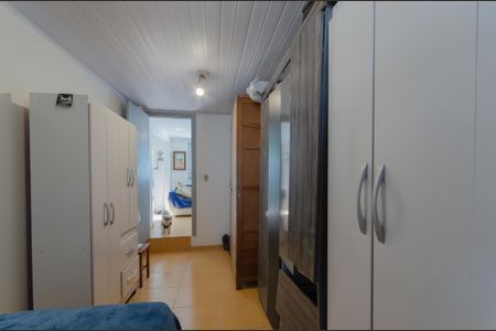 Casa à venda com 235m², 6 quartos e 2 vagas Casa à venda com 235m², 6 quartos e 2 vagasQuarto 2 Casa 2