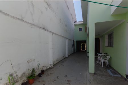 Casa à venda com 235m², 6 quartos e 2 vagas Casa à venda com 235m², 6 quartos e 2 vagasQuintal