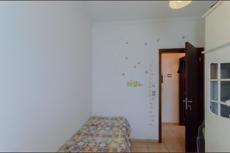 Casa à venda com 235m², 6 quartos e 2 vagas Casa à venda com 235m², 6 quartos e 2 vagasQuarto 2