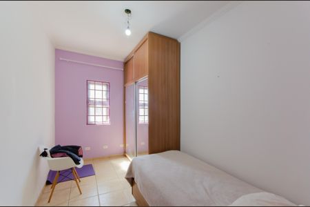 Casa à venda com 235m², 6 quartos e 2 vagas Casa à venda com 235m², 6 quartos e 2 vagasQuarto 3