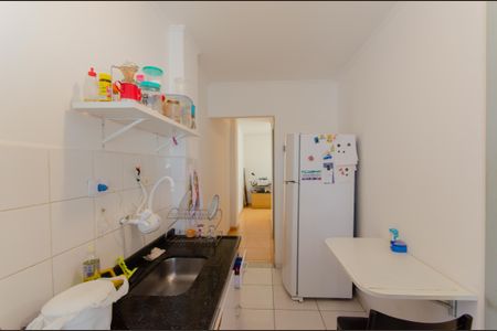 Casa à venda com 235m², 6 quartos e 2 vagas Casa à venda com 235m², 6 quartos e 2 vagasCozinha Casa 2