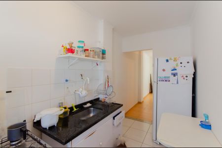 Casa à venda com 235m², 6 quartos e 2 vagas Casa à venda com 235m², 6 quartos e 2 vagasCozinha Casa 2