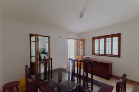 Casa à venda com 235m², 6 quartos e 2 vagas Casa à venda com 235m², 6 quartos e 2 vagasCopa