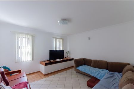 Sala de casa à venda com 6 quartos, 235m² em Cambuci, São Paulo