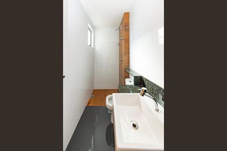 Apartamento à venda com 163m², 2 quartos e 2 vagasBanheiro da Suíte 1