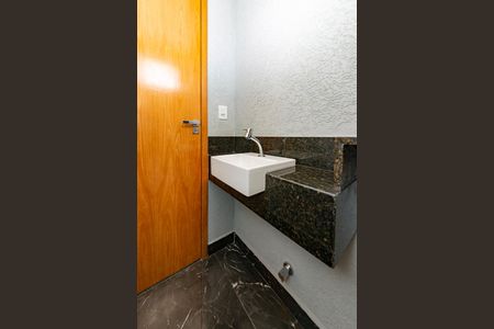 Apartamento à venda com 130m², 2 quartos e 3 vagasLavabo