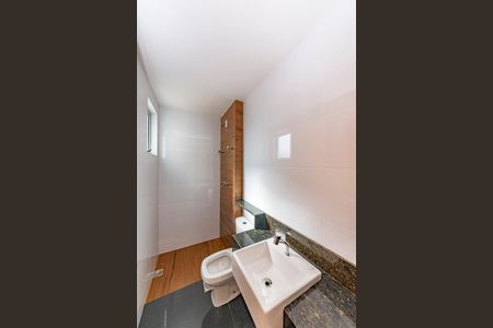 Apartamento à venda com 130m², 2 quartos e 3 vagasBanheiro da Suíte 1