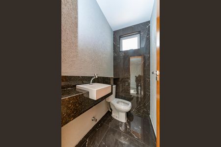 Apartamento à venda com 130m², 2 quartos e 3 vagasLavabo