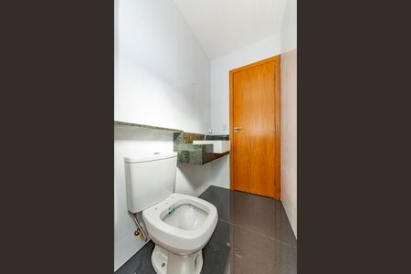 Apartamento à venda com 130m², 2 quartos e 3 vagasBanheiro da Suíte 1