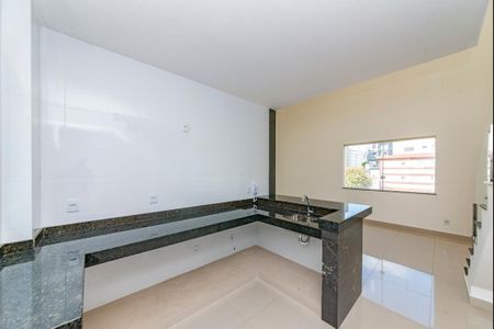 Apartamento à venda com 130m², 2 quartos e 3 vagasCozinha