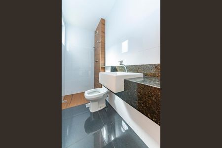 Apartamento à venda com 130m², 2 quartos e 3 vagasBanheiro da Suíte 1