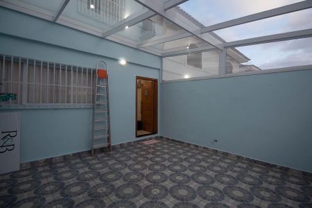 Casa à venda com 100m², 3 quartos e 2 vagas Casa à venda com 100m², 3 quartos e 2 vagasGaragem
