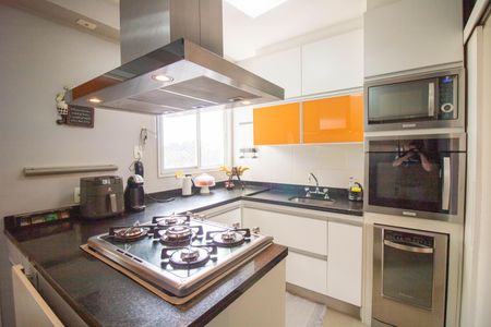 Apartamento à venda com 117m², 3 quartos e 2 vagasCozinha