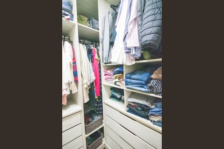 Apartamento à venda com 117m², 3 quartos e 2 vagasCloset