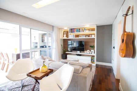 Apartamento à venda com 117m², 3 quartos e 2 vagasSala