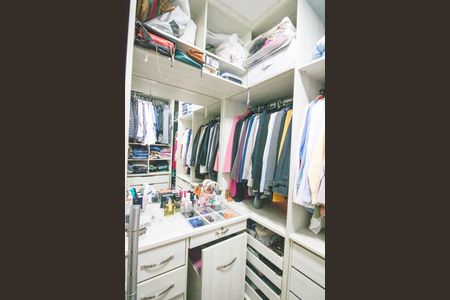 Apartamento à venda com 117m², 3 quartos e 2 vagasCloset