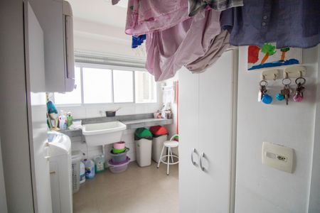 Apartamento à venda com 117m², 3 quartos e 2 vagasÁrea de Serviço