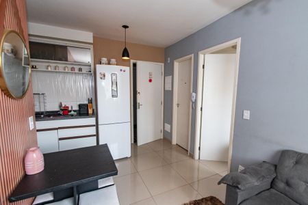 Apartamento à venda com 34m², 2 quartos e sem vaga Apartamento à venda com 34m², 2 quartos e sem vagaSala
