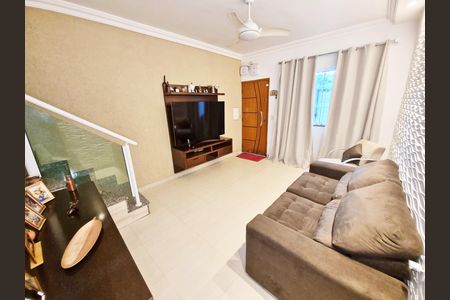 Sala de casa à venda com 2 quartos, 75m² em Vila Ivone, São Paulo