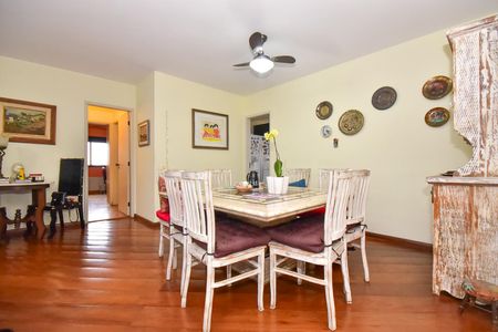 Apartamento à venda com 145m², 3 quartos e 3 vagasSala