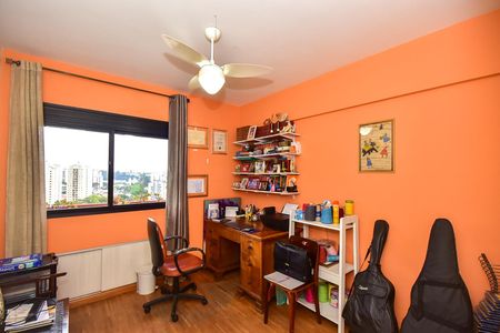 Apartamento à venda com 145m², 3 quartos e 3 vagasQuarto 2