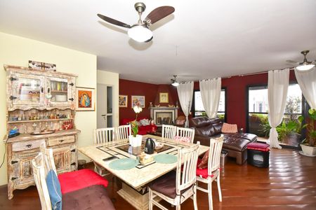 Sala de apartamento à venda com 3 quartos, 145m² em Morumbi, São Paulo