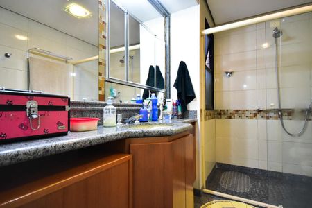 Apartamento à venda com 145m², 3 quartos e 3 vagasBanheiro da Suíte