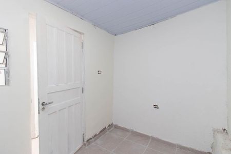 Casa à venda com 60m², 2 quartos e sem vaga Casa à venda com 60m², 2 quartos e sem vagaQuarto de Serviço