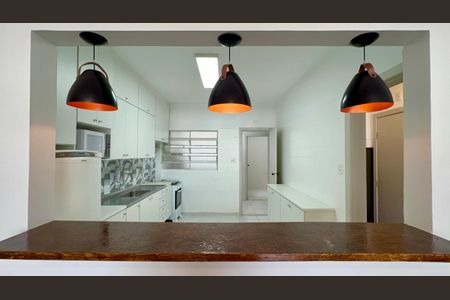 Apartamento à venda com 117m², 2 quartos e sem vaga Apartamento à venda com 117m², 2 quartos e sem vagaCozinha