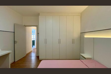 Apartamento à venda com 117m², 2 quartos e sem vaga Apartamento à venda com 117m², 2 quartos e sem vagaQuarto