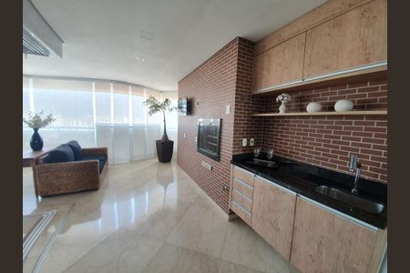 Apartamento para alugar com 3 quartos, 201m² em Jardim Analia Franco, São Paulo