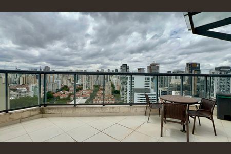 Apartamento para alugar com 32m², 1 quarto e 1 vaga Apartamento para alugar com 32m², 1 quarto e 1 vagaPiscina