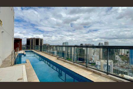 Apartamento para alugar com 32m², 1 quarto e 1 vaga Apartamento para alugar com 32m², 1 quarto e 1 vagaPiscina