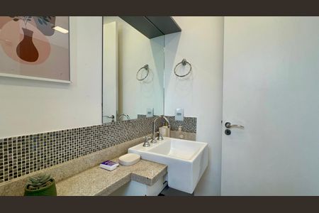 Apartamento para alugar com 32m², 1 quarto e 1 vaga Apartamento para alugar com 32m², 1 quarto e 1 vagaBanheiro da Suíte