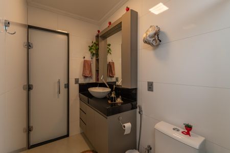 Apartamento à venda com 81m², 3 quartos e 1 vagaBanheiro Social