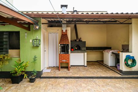 Casa à venda com 135m², 2 quartos e 2 vagasÁrea de Serviço