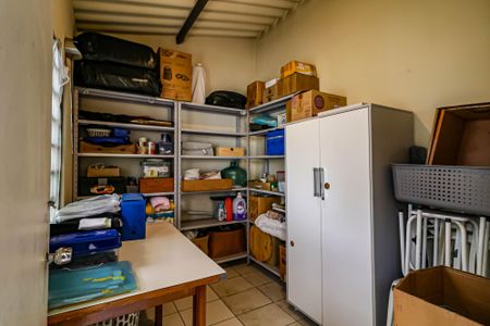 Casa à venda com 135m², 2 quartos e 2 vagasQuarto de Serviço